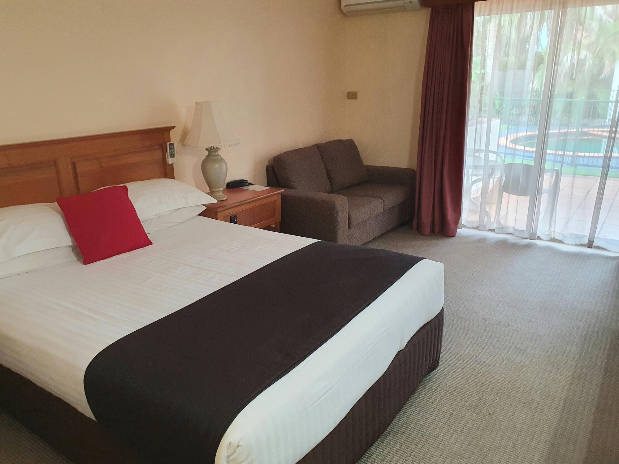 Mcnevins Maryborough Motel Exteriör bild